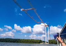 Podul peste Dunăre de la Brăila începe să prindă contur. Peste 50% din lucrări sunt terminate!