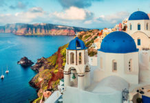 Persoanele care călătoresc în Grecia vor avea nevoie, începând de luni, de un test rapid sau PCR negativ pentru a intra în țară